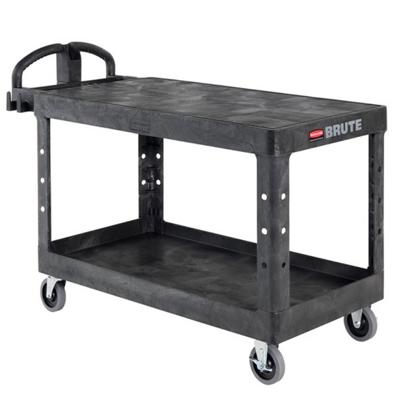 Grand chariot utilitaire robuste à 2 étagères Rubbermaid® | Étagère plate | Roulettes pivotantes | 4545