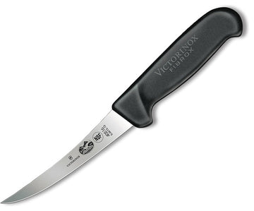 Couteau à désosser à lame incurvée souple de 13 cm de longueur avec manche en Fibrox®.
