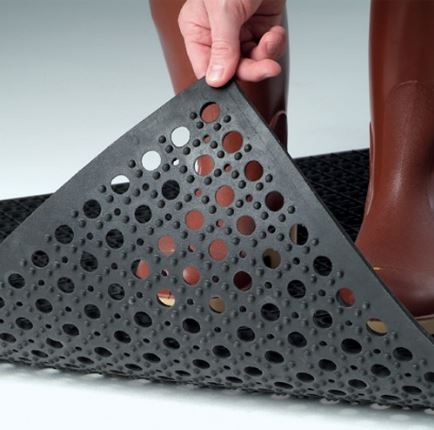 SafeWalk Grease-Proof Black Floor Mat | 36" X 60"